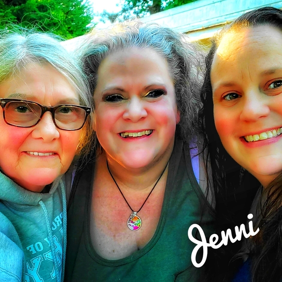 Meet your Posher, Jenni - Picture 4 of 9